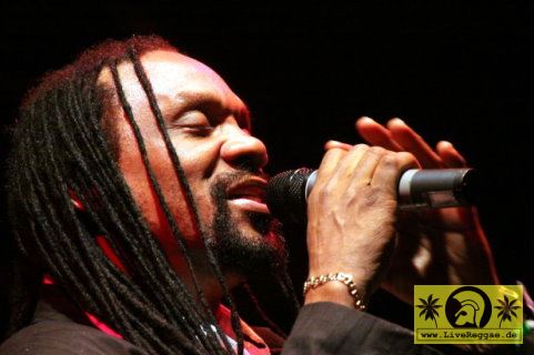 Glen Washington (Jam) and The Dubby Conquerors 16. Chiemsee Reggae Festival, Übersee - Tent Stage 27. August 2010 (4).JPG